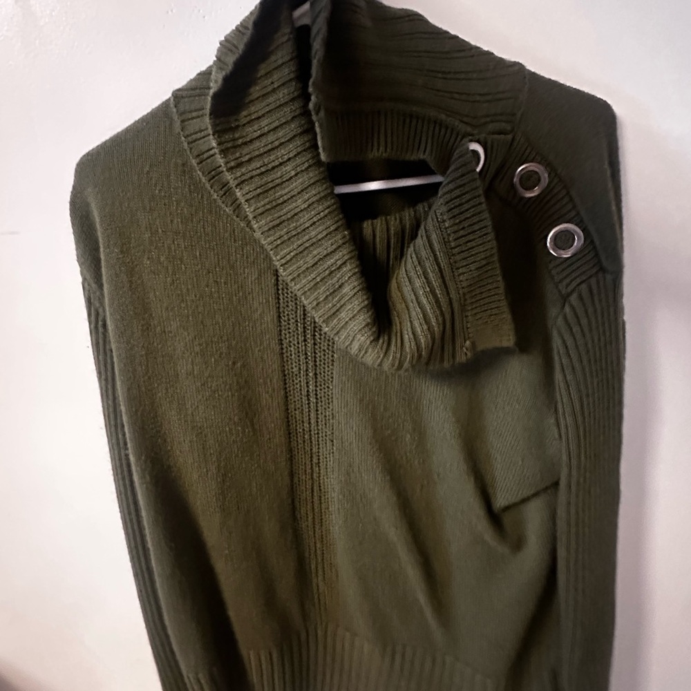 St. John's Bay Dark Green Knit Sweater